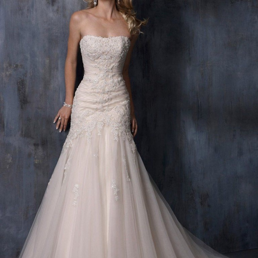 Maggie Sotterro Cream wedding dress